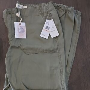 NWT Jessica Simpson Green Pants